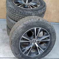 Колесо R18 5x114.3 : 7.5Jx18 ET30 Cooper Discoverer SRX 245*60